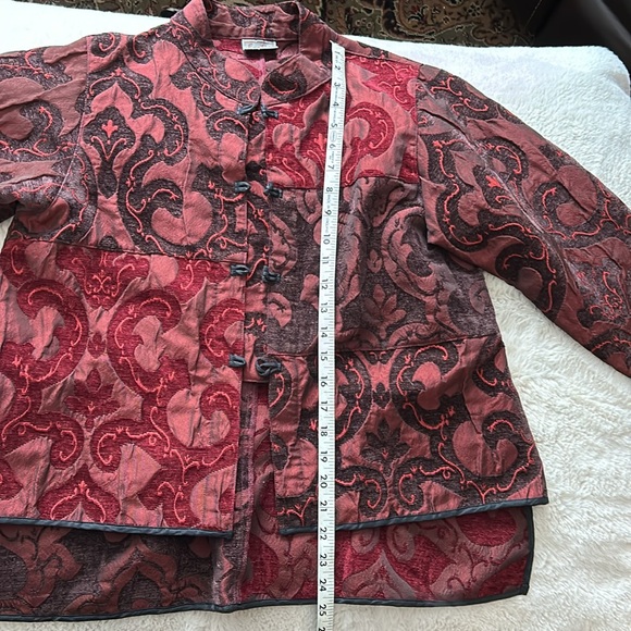 Exotic brocade jacket - Picture 10 of 11